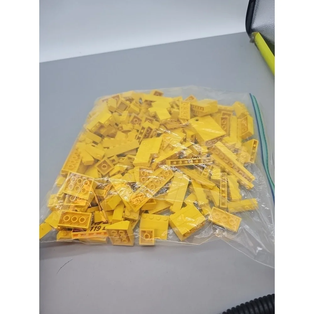 LEGO Assorted Yellow Bulk Bricks LOT Plates 1 Lbs 2 Ozs